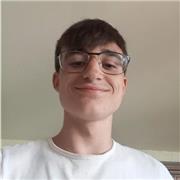 Profesor de inglés que puede dar clases particulares de gramática o conversaciones para la mejora de acento y pronunciación. Tengo experiencia en el sector y soy bueno de cara al público y siempre intento apoyar a los alumnos mediante la consulta de dudas